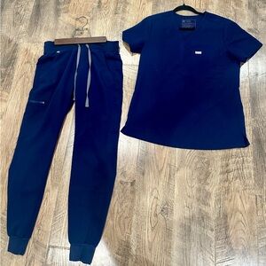 Figs Navy Blue Scrub Set